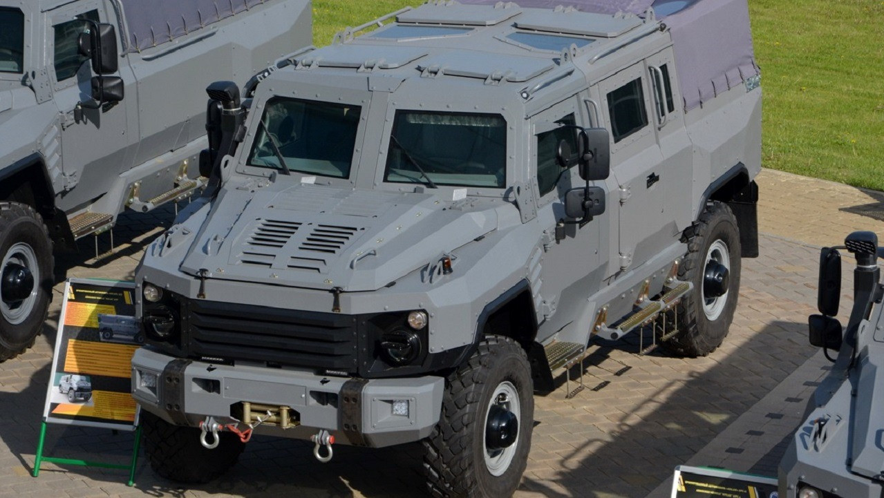 В Беларуси представили линейку бронированных авто